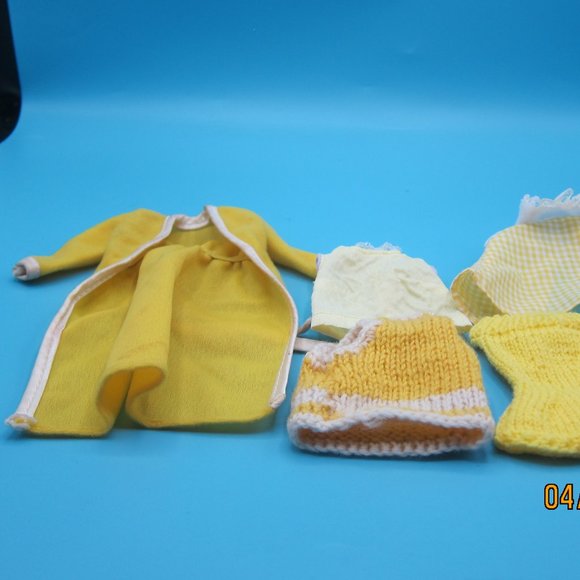 💥3/$15💥Lot of 5 yellow Handmade Barbie size fashion doll clothes - Picture 2 of 9